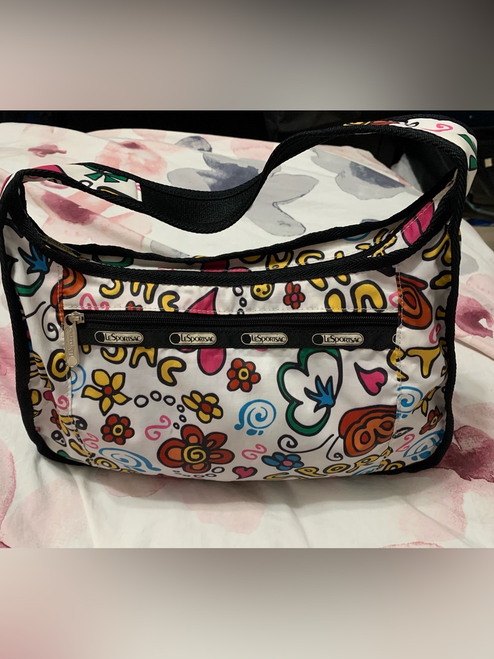 LeSportsac Print shoulder Bag handbag cute cool everyday essentials
